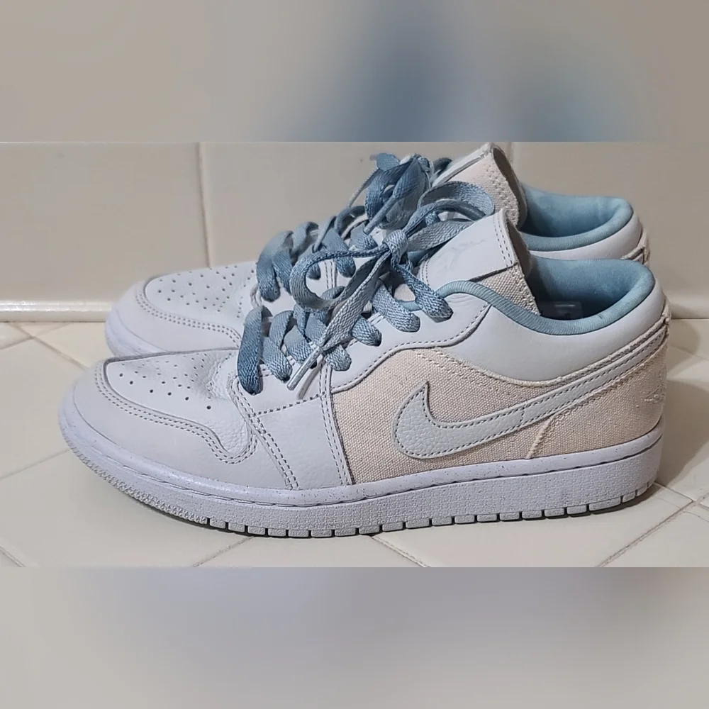 Jordan 1 Low SE Canvas Iris Whisper Sail Women's Size 7 - Picture 1 of 7